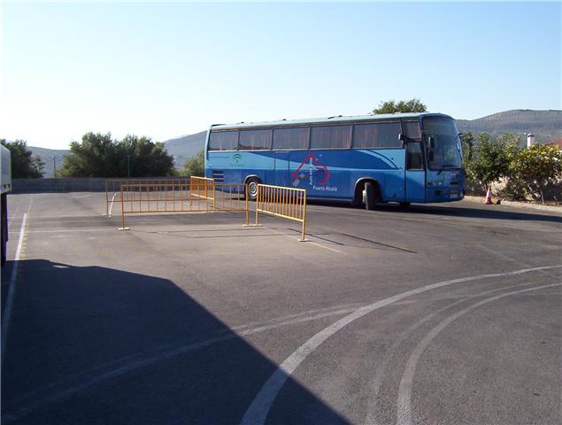 Autobús en pista